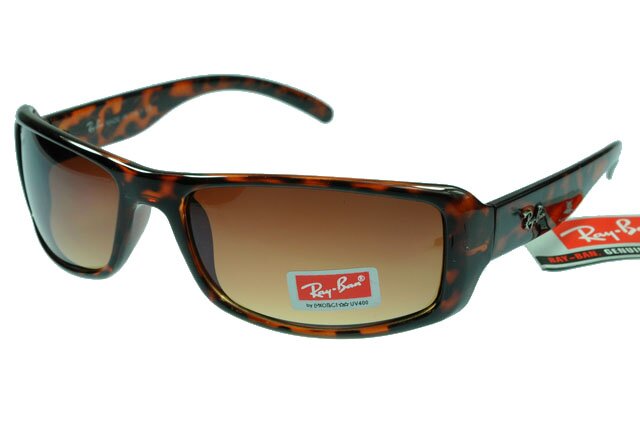 Lunettes Ray Ban RB4216 - 006