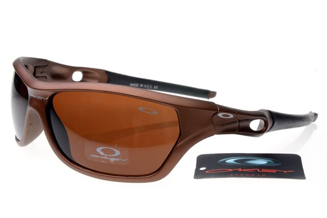 Oakley Fuel Cell Lunettes De Soleil Brun