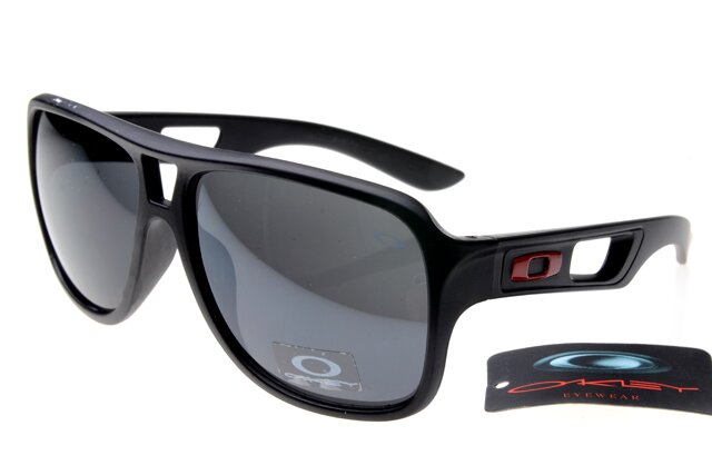 Oakley Fuel Cell Lunettes De Soleil Gris