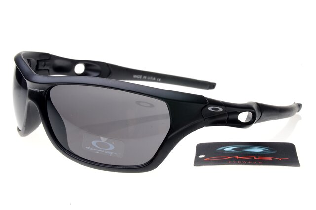 Oakley Fuel Cell Lunettes De Soleil Gris